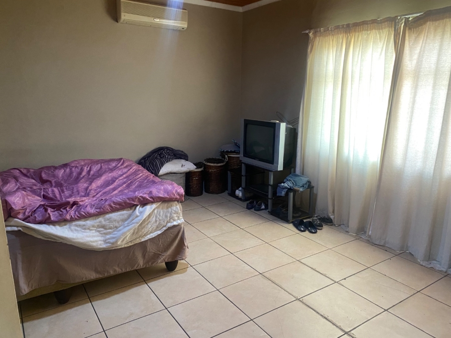 3 Bedroom Property for Sale in Noordhoek Free State